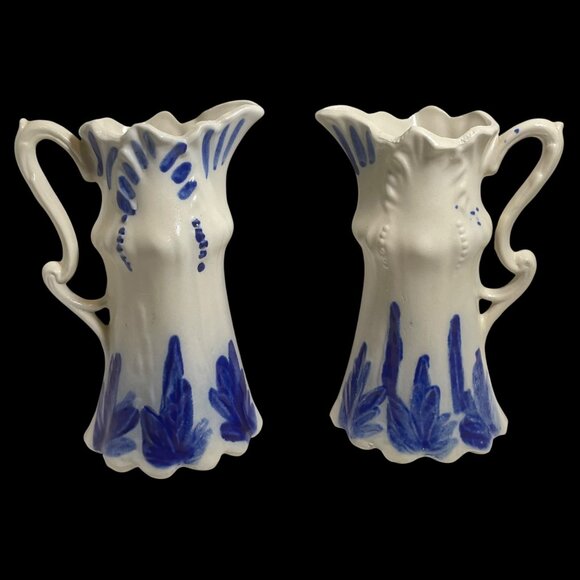 Vintage Blue & White Ceramic Pitchers With Scalloped Edges & Floral Design - Set - Picture 1 of 11